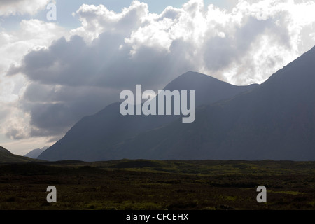 Stob Mhic Mhartuin an der Nordwand des Glencoe von in der Nähe von Blackrock Cottage Glencoe-Schottland Stockfoto