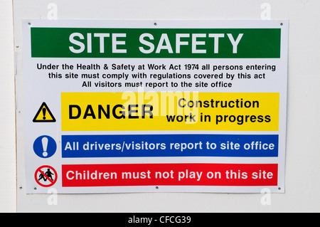 Building Site Safety Ankündigung, Cambridge, England, Vereinigtes Königreich Stockfoto