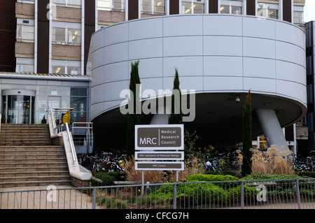 MRC medizinische Forschung Rat Labor für Molekularbiologie, Addenbrookes Krankenhaus vor Ort, Cambridge, England, Vereinigtes Königreich Stockfoto