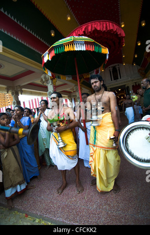 Tamilen feiern Thaipusam Festival in Nallur Kandaswamy Tempel in Jaffna, Sri Lanka. Stockfoto