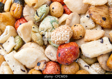 Bunt und lecker Reis Cracker Hintergrund Stockfoto