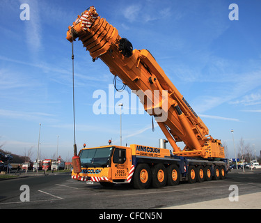 Ainscough Liebherr LTM 1500-8.1 500 tonne All-Terrain-Mobilkran CC 23. Stockfoto