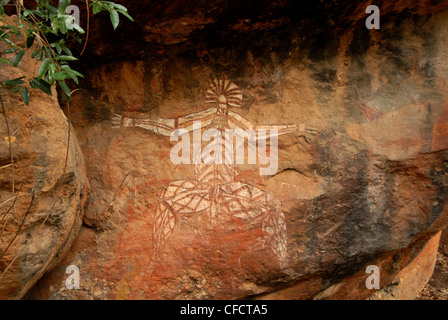 Aborigine-Gemälde in Abri in Quarzit Felsen Nourlangie Rock, Kakadu-Nationalpark, Northern Territory, Australien Stockfoto