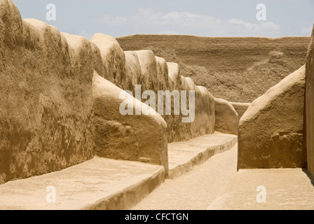 Restaurierten Ruinen von Chan Chan, der Chimu Hauptstadt von 1300AD, UNESCO-Weltkulturerbe in der Nähe von Trujillo, Peru, Südamerika