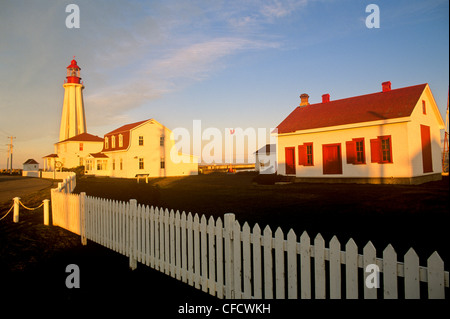 Lighhouse und Sonne auf Le Phare De La Pointe-au-Pere, Quebec, Kanada Stockfoto