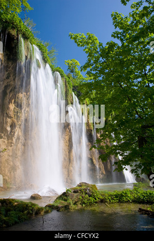 Veliki Prstavac fällt, Nationalpark Plitvicer Seen (Plitvicka Jezera), UNESCO-Weltkulturerbe, Lika-Senj County, Kroatien Stockfoto