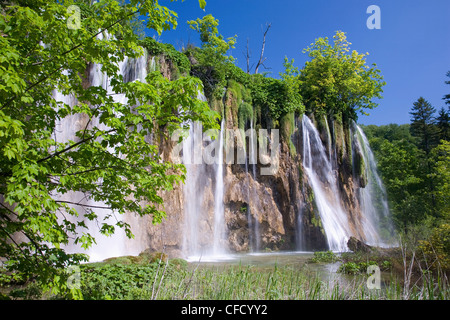 Veliki Prstavac fällt, Nationalpark Plitvicer Seen (Plitvicka Jezera), UNESCO-Weltkulturerbe, Lika-Senj County, Kroatien Stockfoto