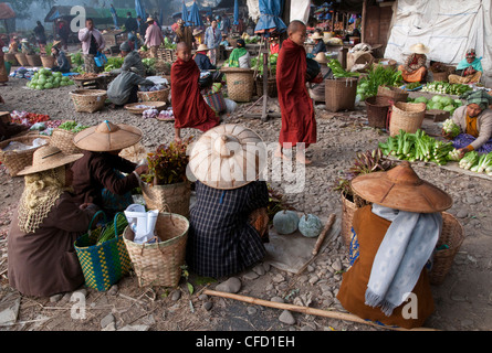 Morgen Markt, Hsipaw, Northern Shan State in Myanmar, Asien Stockfoto