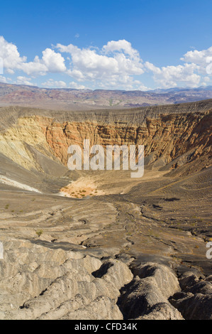 Ubehebe Krater, ein Maar-Vulkan, Death Valley Nationalpark, Kalifornien, USA Stockfoto