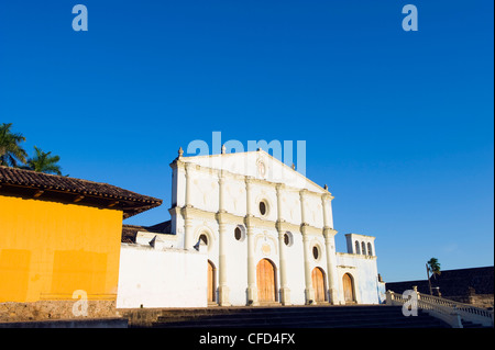 Fassade des Kloster und Museum San Francisco, Granada, Nicaragua, Mittelamerika Stockfoto