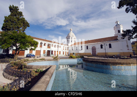 San Sebastian Kirche, historisches Zentrum von Santa Ana de Los Rios de Cuenca, UNESCO-Weltkulturerbe, Cuenca, Ecuador Stockfoto