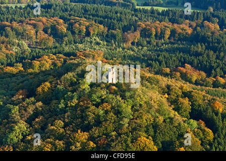 Luftaufnahme des Kaiser-Wilhelm-Turm, Hohe Acht ist der höchste Berg in der Eifel, einem tertiären Vulkan, Eifel, Rheinland Stockfoto