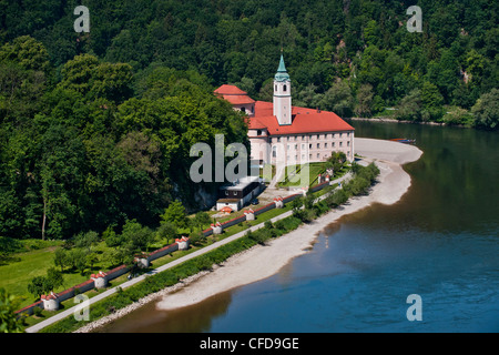 Kloster Weltenburg am Ufer des Danube River, Weltenburg, Kelheim, Bayern, Deutschland, Europa Stockfoto