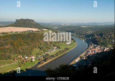 Königstein und die Elbe von der Festung Königstein, Sachsen, Deutschland, Europa Stockfoto