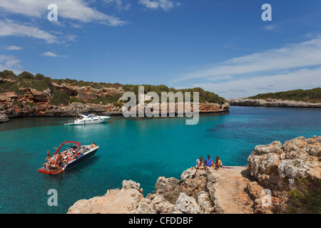 Cala Sa Nau, Bucht, in der Nähe von Cala dOr, Mallorca, Balearen, Spanien, Europa Stockfoto