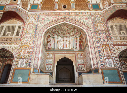 Ganesh Pol (Ganesh Gate) in Amber Fort in Jaipur, Rajasthan, Indien, Asien Stockfoto