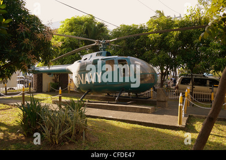 old navy Chopper vor einer Basis angezeigt. Stockfoto