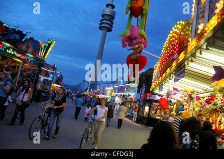 Sommerfest im Olympiapark, München, Bayern, Deutschland, Europa Stockfoto