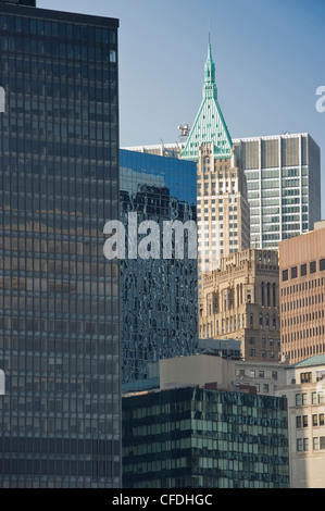 Blick auf die Hochhäuser von Downtown Manhattan, Manhattan, New York, USA, Amerika Stockfoto
