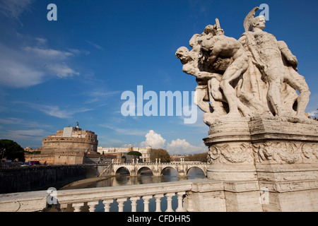 Die päpstliche Festung Castel Sant'Angelo gesehen von Vittorio Emanuele II Brücke, Rom, Italien, Europa Stockfoto