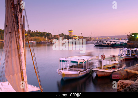 Fluss Nil, Assuan, Oberägypten, Ägypten, Nordafrika, Afrika Stockfoto