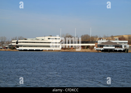 Das Gebäude, in denen die New Jersey Meadowlands Commission und dem Meadowlands Environmental Center, Richard DeKorte Park, NJ Stockfoto