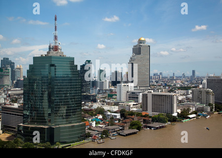 Aufwand der Fluss Chao Phraya und Stadt von Millennium Hilton Hotel, Bangkok, Thailand Stockfoto