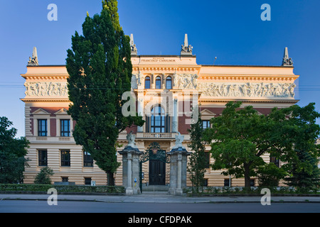 Francisco Carolinum, Landesgalerie unter blauem Himmel, Linz, Oberösterreich, Österreich Stockfoto