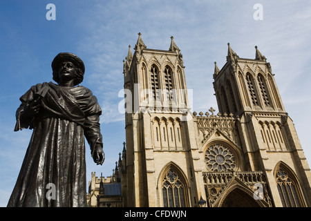 Skulptur des bengalischen Gelehrten außerhalb der Kathedrale, Bristol, Avon, England, Vereinigtes Königreich, Europa Stockfoto