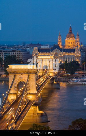 Kettenbrücke (Szechenyi Lánchíd), Budapest, Ungarn Stockfoto