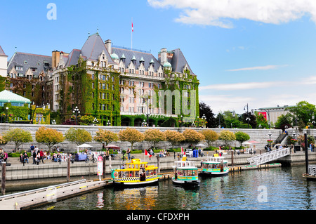 Fährlinie Taxis, im Innenhafen vor dem Fairmont Empress Hotel in Victoria, British Columbia, Kanada Stockfoto