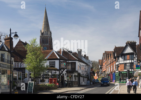 Die Main Street, Lyndhurst, New Forest, Hampshire, England, Vereinigtes Königreich, Europa Stockfoto