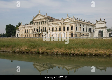 Das 18. Jahrhundert barocke Villa Pisani in Stra, Riviera du Brenta, Venedig, Veneto, Italien, Europa Stockfoto