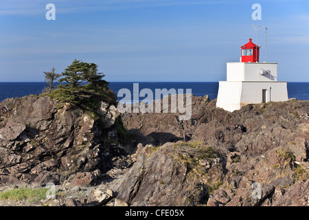 Amphitrite Point Leuchtturm in Ucluelet auf der Wild Pacific Trail, Vancouver Island, British Columbia, Kanada. Stockfoto