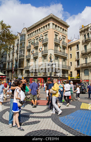 Fliesen Sie-Mosaik von Joan Miro auf Las Ramblas, Barcelona, Katalonien, Spanien, Europa Stockfoto