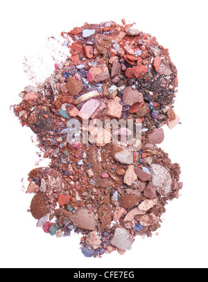 gemischte zerkleinerte Eyeshadows isoliert auf weißem Hintergrund Stockfoto