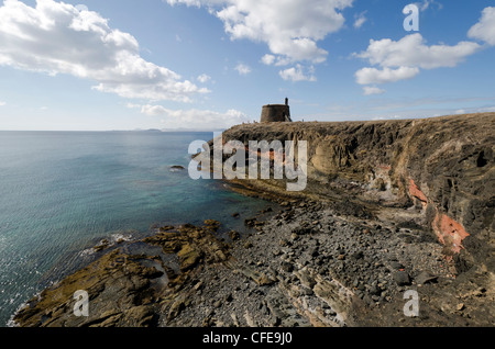 Castillo de Las Coloradas am Punta del Aguila, Lanzarote, Kanarische Inseln - Spanien Stockfoto