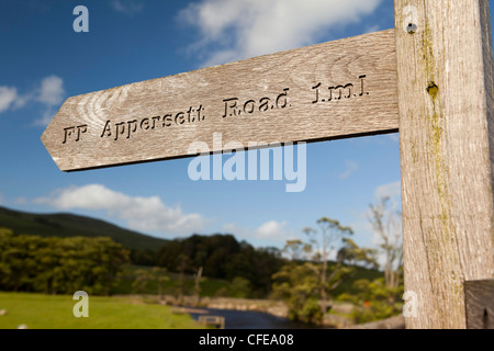 Großbritannien, England, Yorkshire, Wensleydale, Hawes, Fußweg abonnieren Appersett neben River Ure Stockfoto