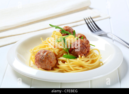 Pfanne gebraten Frikadellen mit spaghetti Stockfoto