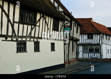 Swan Hotel, berühmt, Hälfte-Fachwerkhaus mittelalterlichen Cottages, bekannt als Black & weiße Häuser, Lavenham Suffolk, Gt Großbritannien, UK Stockfoto