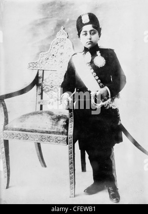 Ahmad Shah Qajar - Schah von Persien (Iran) von 1909 bis 1925 und der letzte der Qajar Dynastie, ca. 1910 Stockfoto