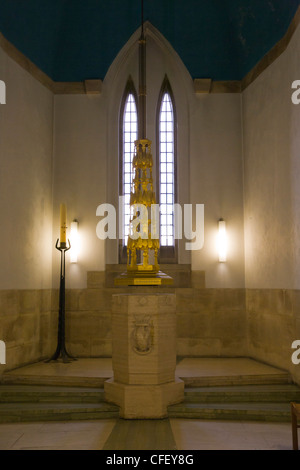 Innenraum der Kathedrale-Kirche des Heiligen Geistes, Guildford Cathedral, Guildford, Surrey, England, Vereinigtes Königreich Stockfoto