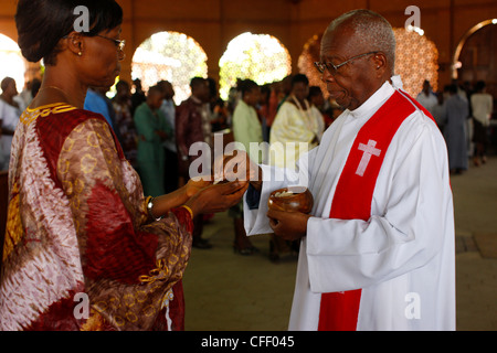 Katholische Messe in Lome, Togo, West Afrika, Afrika Stockfoto