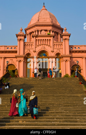 Die rosa gefärbten Ahsan Manzil Palast in Dhaka, Bangladesch, Asien Stockfoto