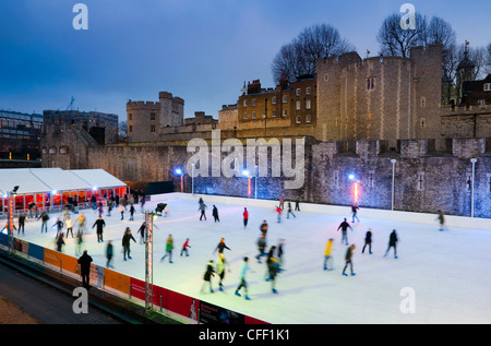 Winter Eislaufen, Tower of London, London, England, Vereinigtes Königreich, Europa Stockfoto