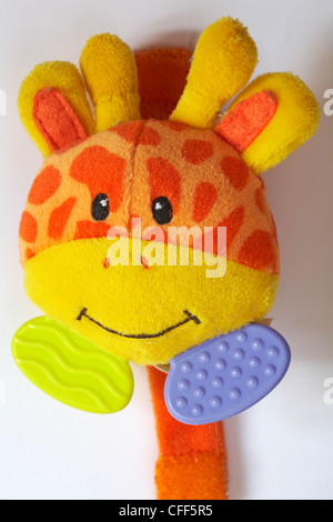 Baby Giraffe Spielzeug Set auf weißem Hintergrund - close up Details Stockfoto