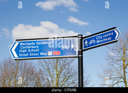 Zyklus Weg Zeichen Fußweg Netzwerk Canterbury UK Stockfoto