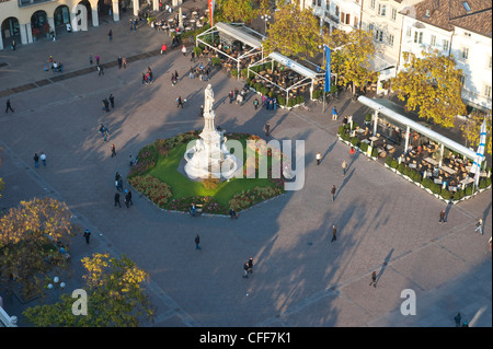 Erhöhte Ansicht von Walther Quadrat, Bozen, Südtirol, Südtirol, Italien, Europa Stockfoto