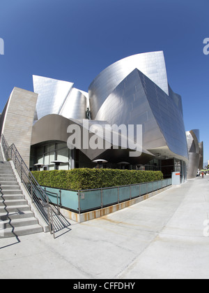 LOS ANGELES, CA - 2. März 2012 - ein fisheye Blick auf die Walt Disney Concert Hall in Los Angeles, Kalifornien am 2. März 2012. Stockfoto
