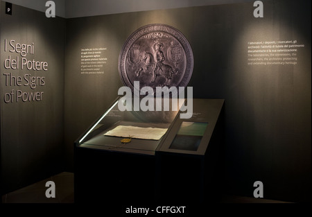 Ausstellung "Lux in Arcana - des Vatikanischen Geheimarchivs offenbart". Kapitolinischen Museen, Rom, Italien Stockfoto